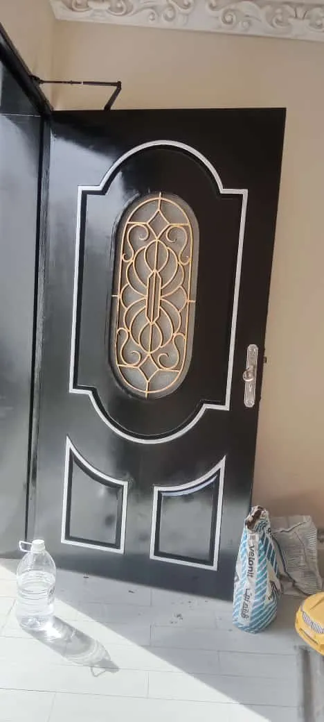 تشطيب أبواب ناري